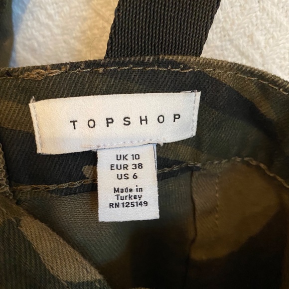 TOPSHOP Camo Jumper - Picture 8 of 10